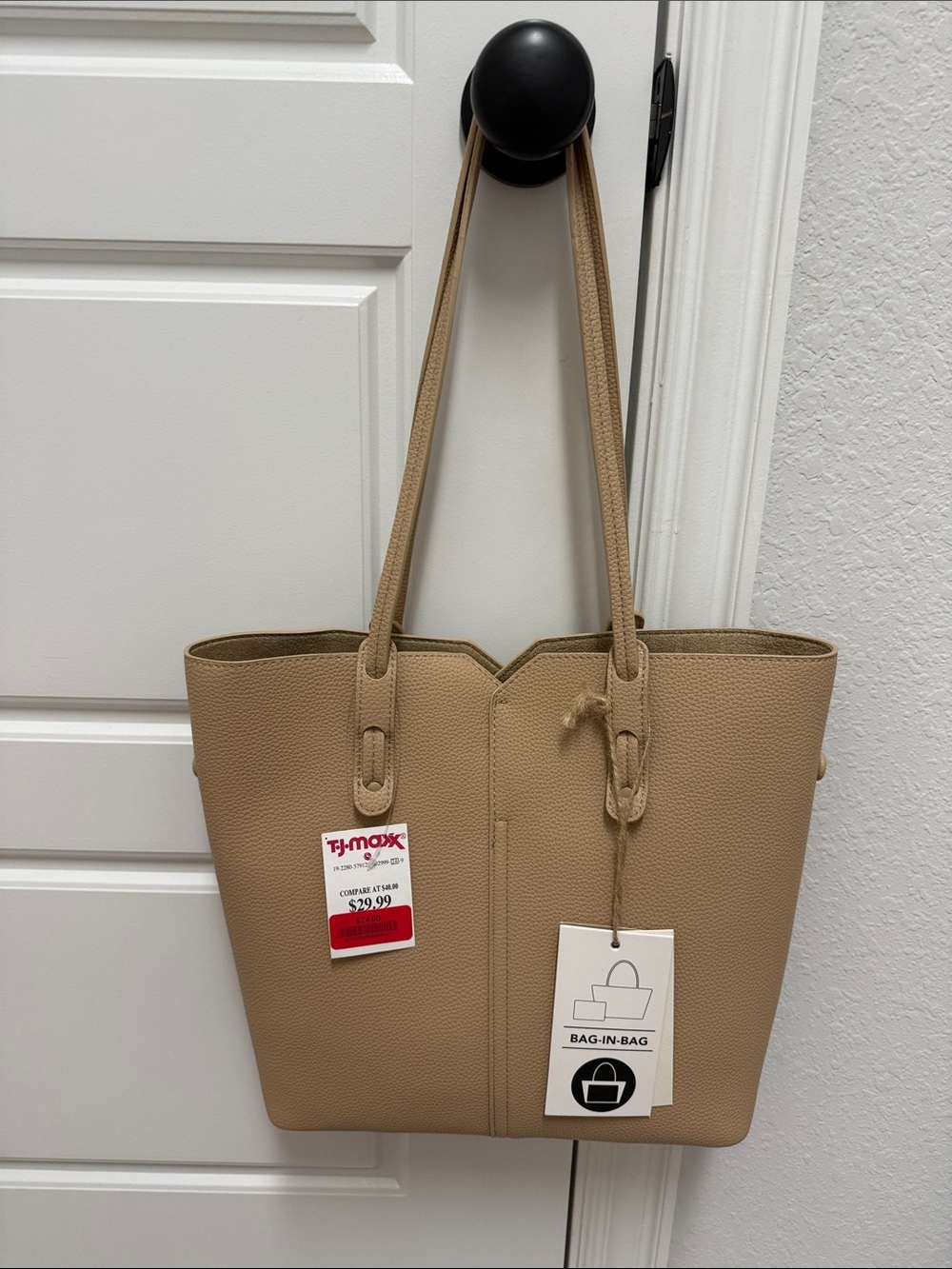 NWT Everyday Neutral Tan Tote with Bag-in-Bag